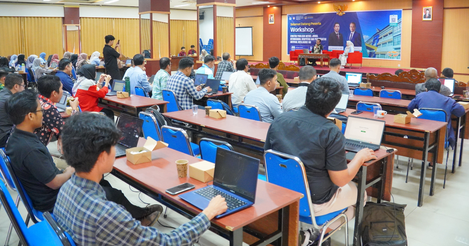 You are currently viewing Tingkatkan Kualitas Publikasi Global, P3M Poltesa Gelar Workshop Penulisan Jurnal Internasional Berbasis AI